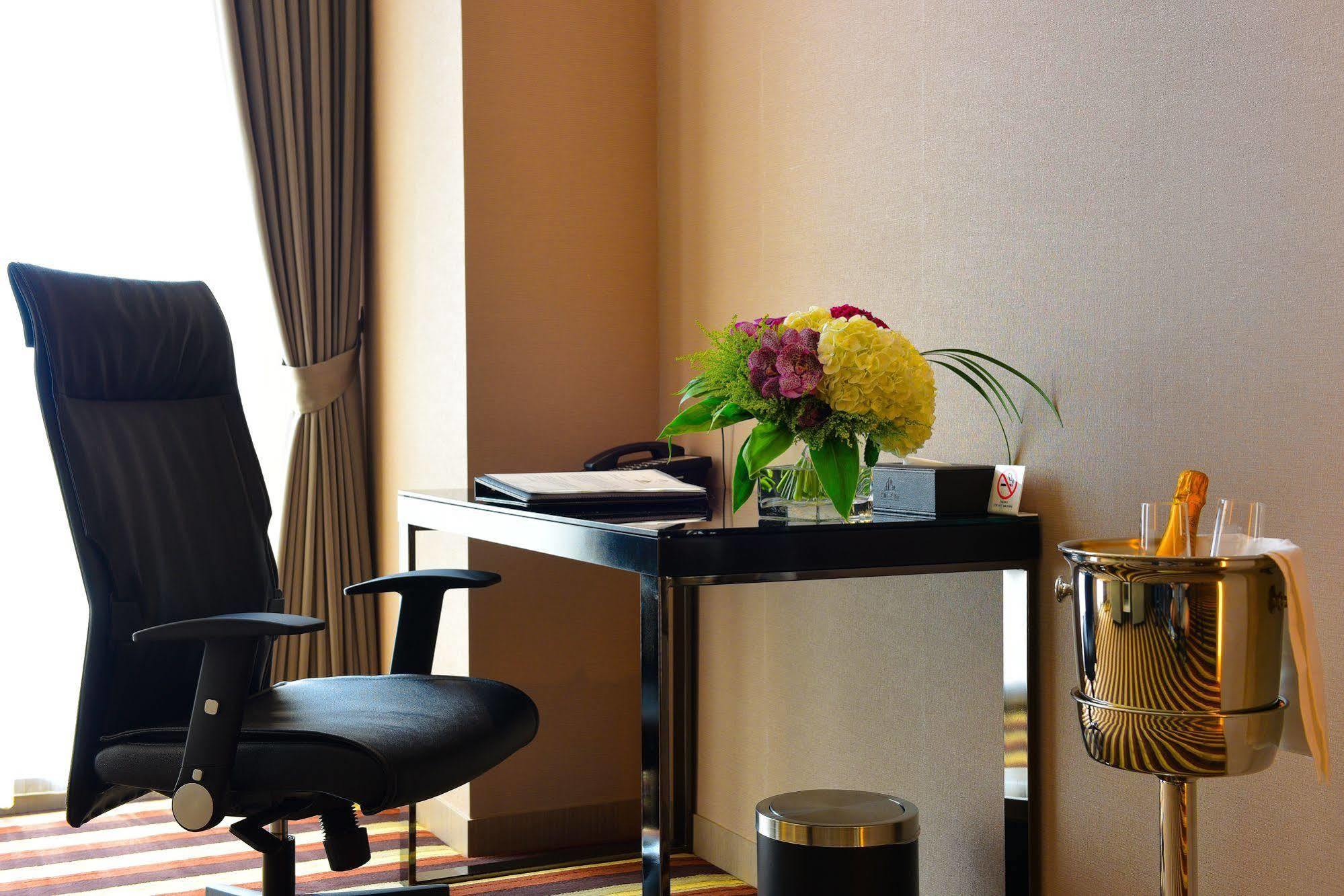 Grand Royal Hotel Тоуфень Екстер'єр фото